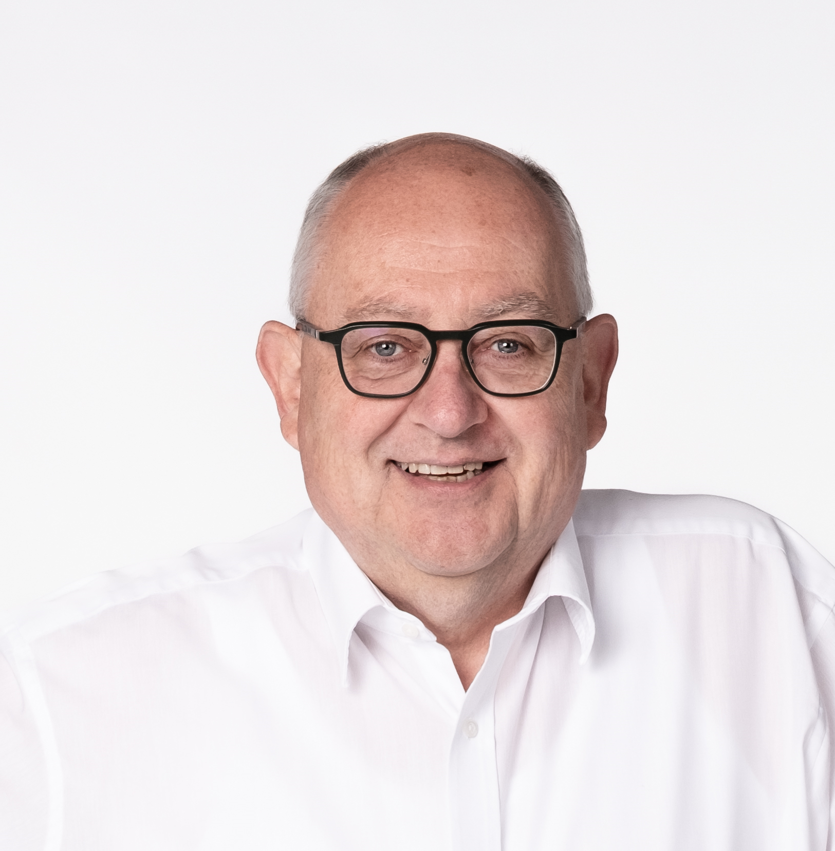 Dr. Kristian Schneider
